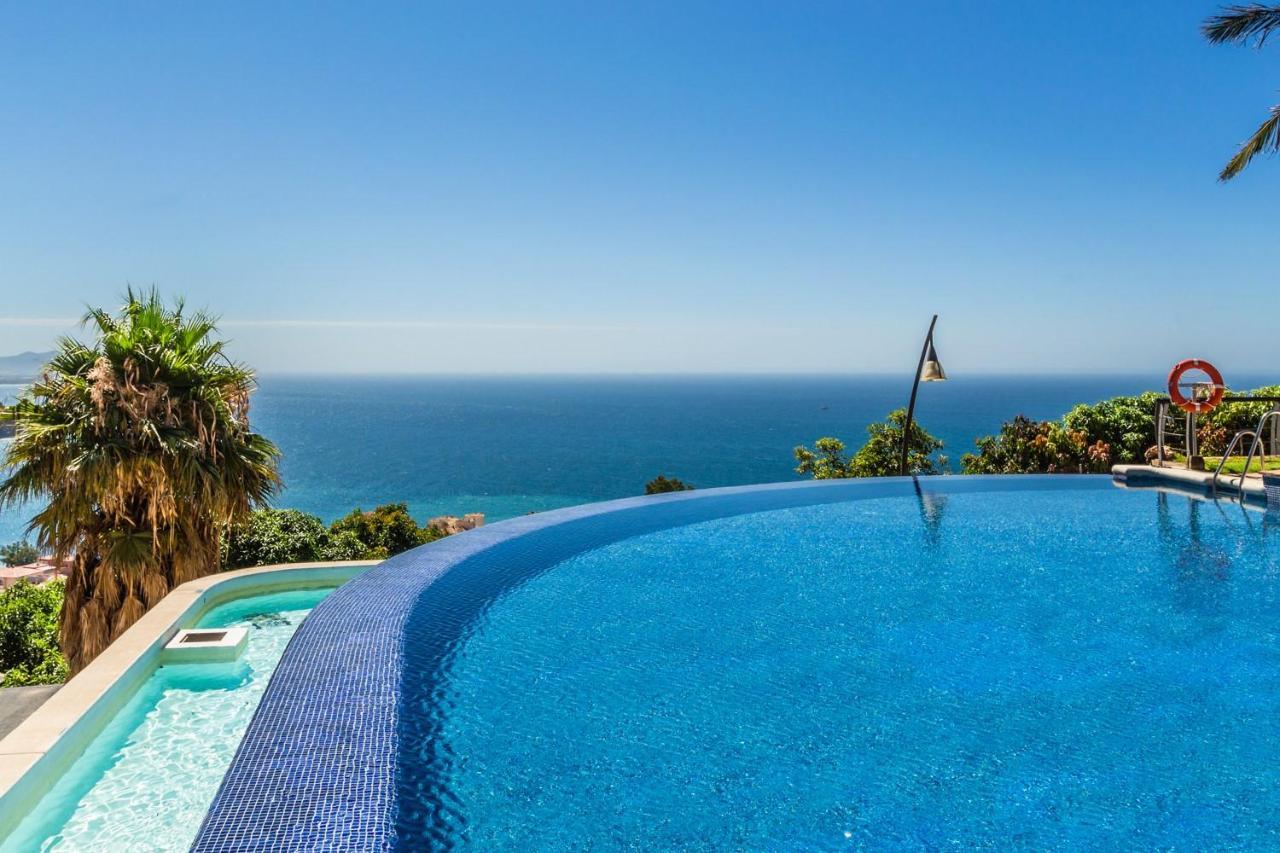 Вілла Infinityhouse Альмуньєкар Екстер'єр фото