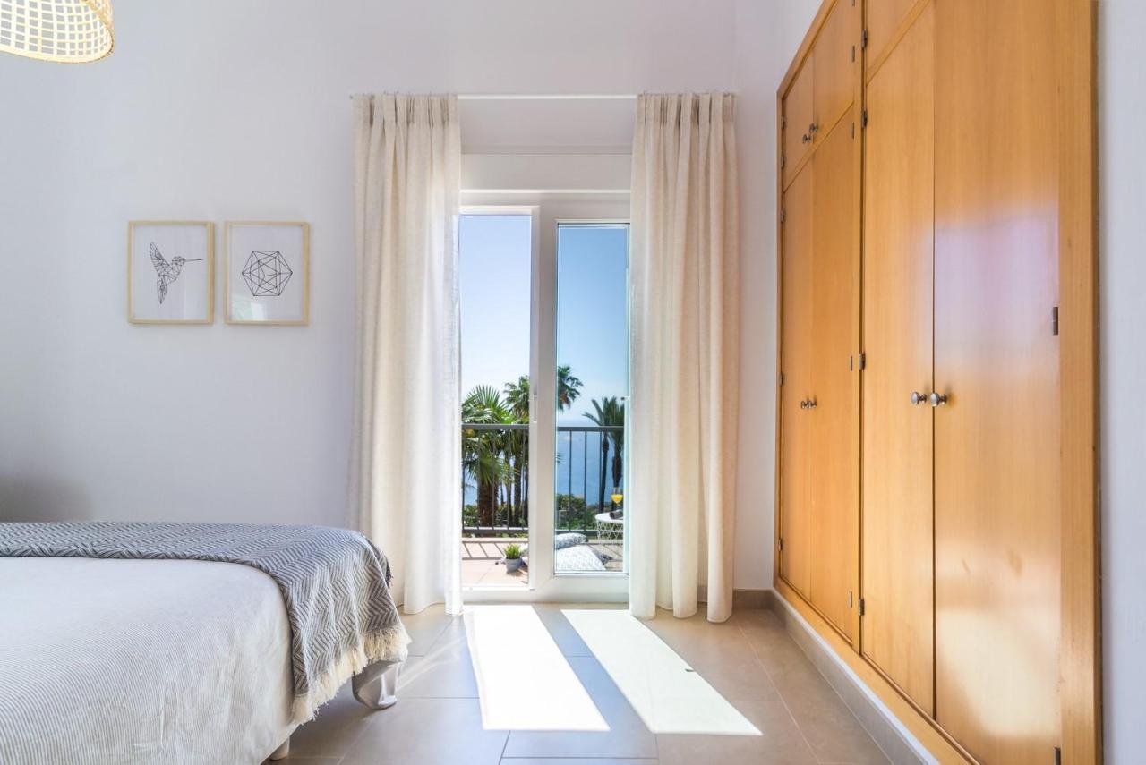 Вілла Infinityhouse Альмуньєкар Екстер'єр фото